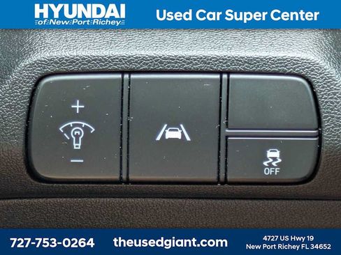 Certified 2023 Hyundai Elantra SEL w/ Preferred Accessory Package FWD image 22