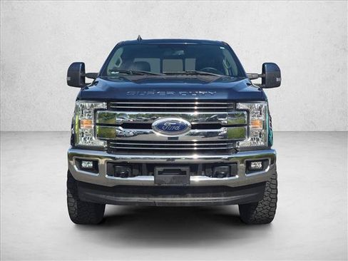 Used 2019 Ford F250 Lariat AWD/4WD image 2