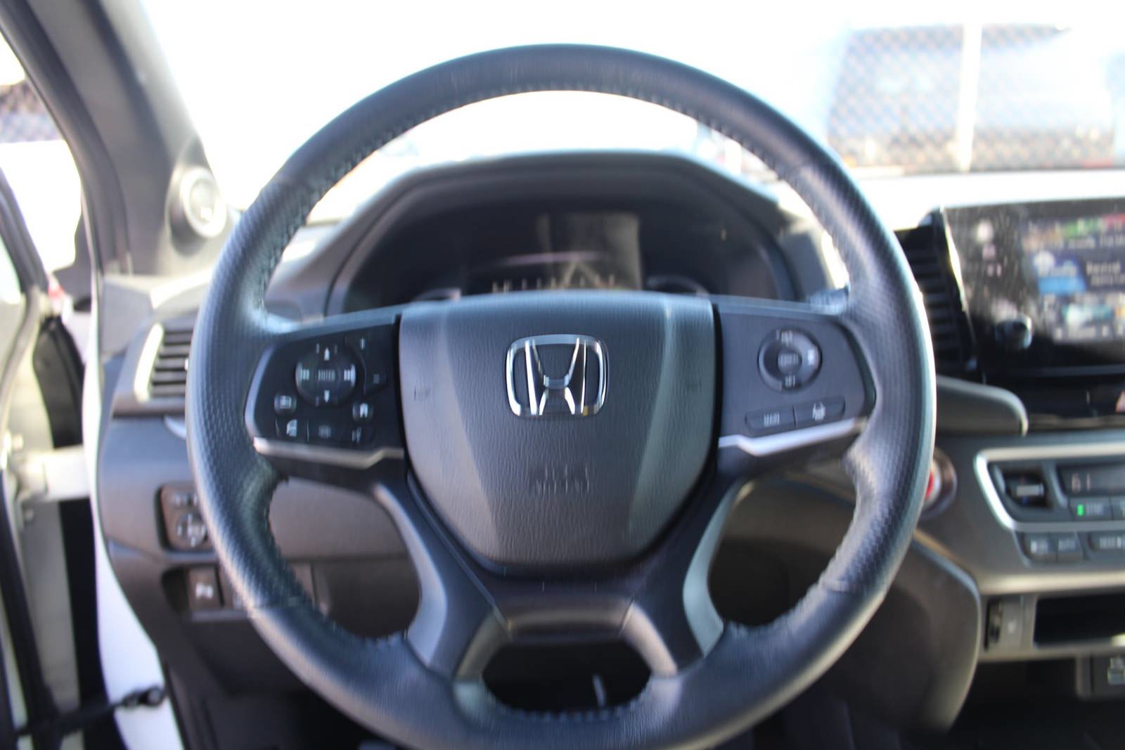 Used 2024 Honda Passport EX-L image 14