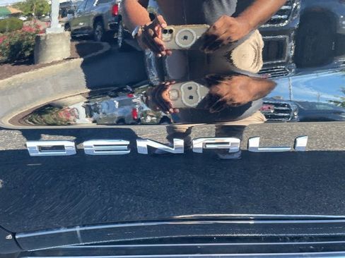 New 2026 GMC Sierra 1500 Denali w/ Technology Package image 9