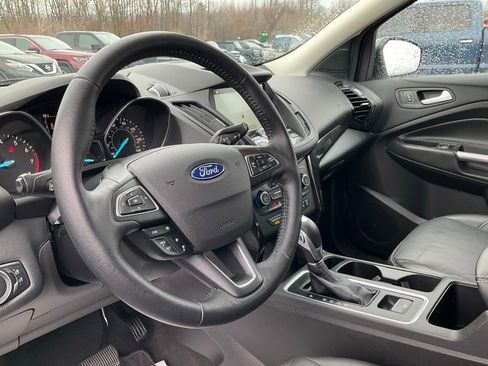 Used 2018 Ford Escape Titanium w/ Ford Safe & Smart Package image 19