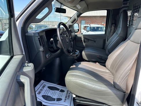Used 2023 GMC Savana 2500 w/ Driver Convenience Package RWD image 29