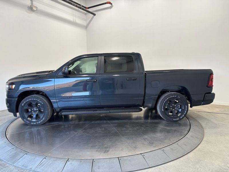 New 2026 RAM 1500 Express AWD/4WD image 4