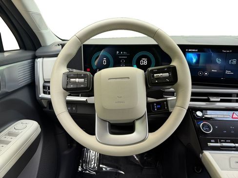 Used 2024 Hyundai Santa Fe SEL FWD image 12