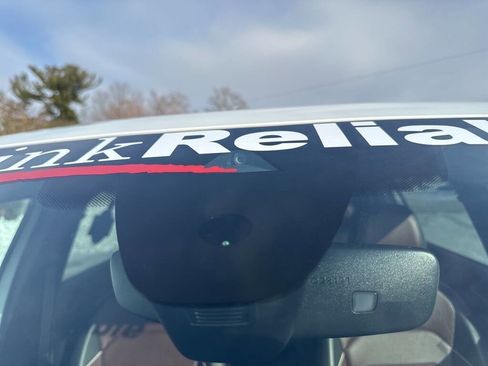 Used 2024 Volkswagen Tiguan SEL R-Line image 12