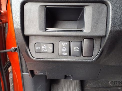 Used 2018 Toyota Tacoma TRD Pro image 12