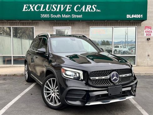 Used 2020 Mercedes-Benz GLB 250 4MATIC w/ AMG Line image 1
