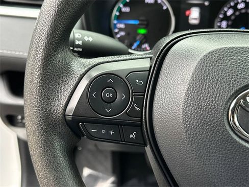 Used 2022 Toyota RAV4 XLE image 26