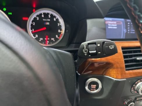 Used 2010 BMW M5 RWD image 25