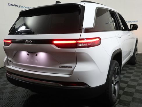 Used 2024 Jeep Grand Cherokee Limited w/ Trailer Tow Package image 6