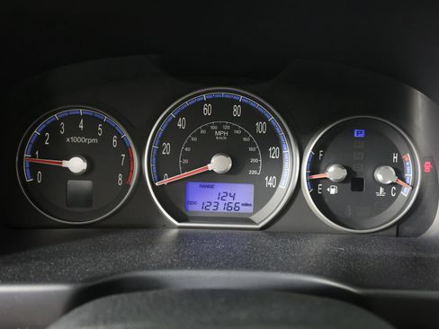Used 2007 Hyundai Santa Fe SE FWD image 29