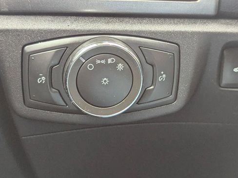 Used 2020 Ford Fusion SEL FWD image 21