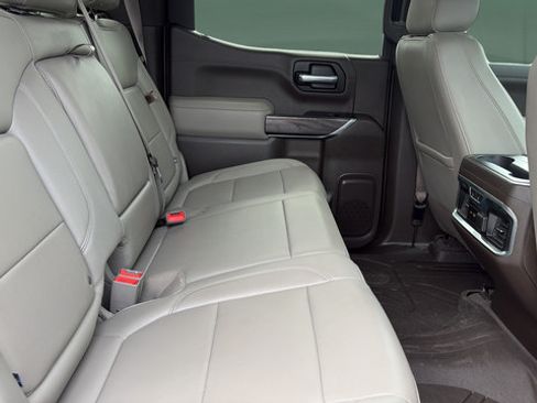 Used 2019 Chevrolet Silverado 1500 LTZ w/ LTZ Premium Package AWD/4WD image 22