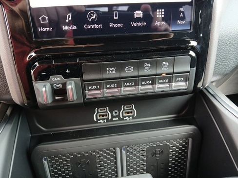 New 2026 RAM 4500 Laramie w/ Laramie Trim Package image 38