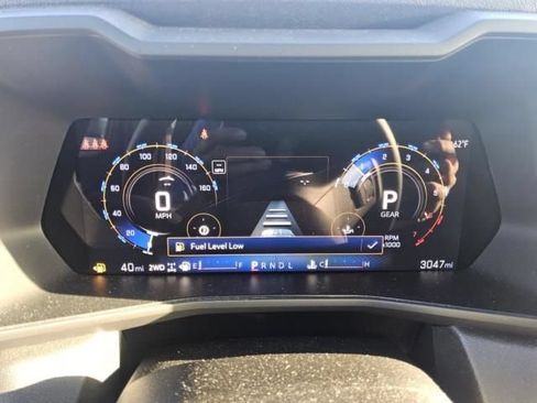 Used 2026 Chevrolet Colorado Trail Boss AWD/4WD image 3