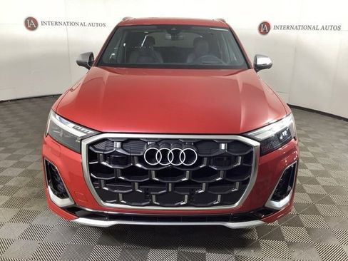 New 2025 Audi SQ7 Prestige image 2