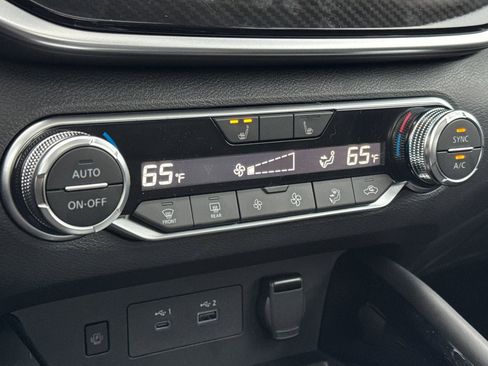 New 2025 Nissan Altima 2.5 SR w/ SR Premium Package image 16