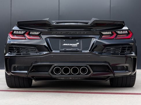 Used 2023 Chevrolet Corvette Z06 w/ Battery Protection Package image 8