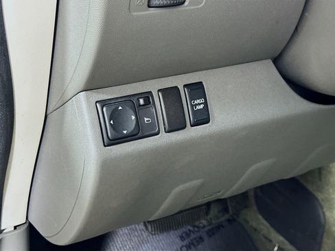 Used 2017 Nissan Frontier SV image 16