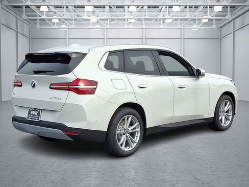 Certified 2025 BMW X3 xDrive30i image 4