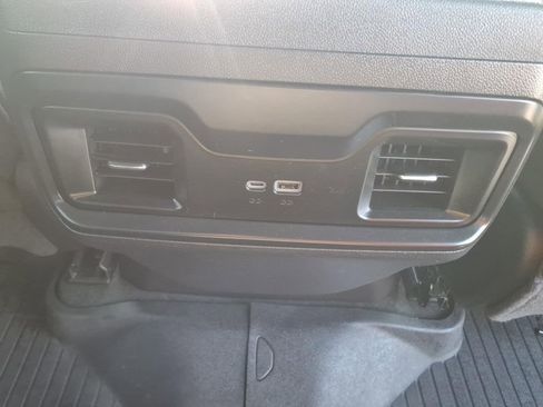 Used 2024 Chevrolet Silverado 1500 LT Trail Boss w/ Protection Package image 15