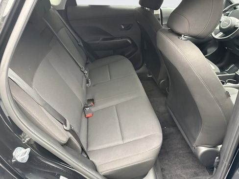 Used 2024 Hyundai Kona SEL w/ Convenience Package image 19