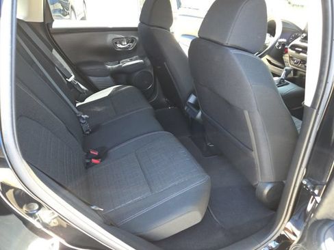 Certified 2024 Honda HR-V LX image 22