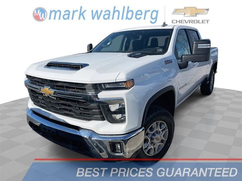 Used 2024 Chevrolet Silverado 2500 LT image 1