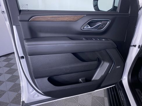 Used 2023 Chevrolet Tahoe High Country w/ Premium Package image 13