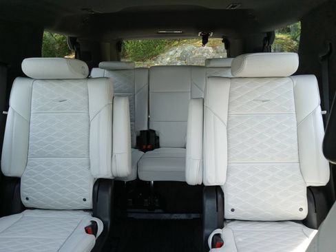 Used 2026 Cadillac Escalade Platinum Sport w/ LPO, ONYX Package AWD/4WD image 24