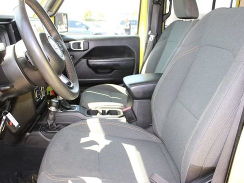 Used 2024 Jeep Wrangler Unlimited Sport AWD/4WD image 31
