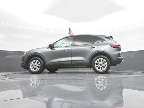 Used 2025 Ford Escape Active AWD/4WD image 36