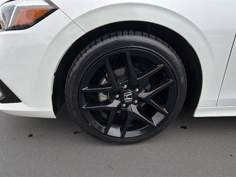 Used 2023 Honda Civic Sport image 10