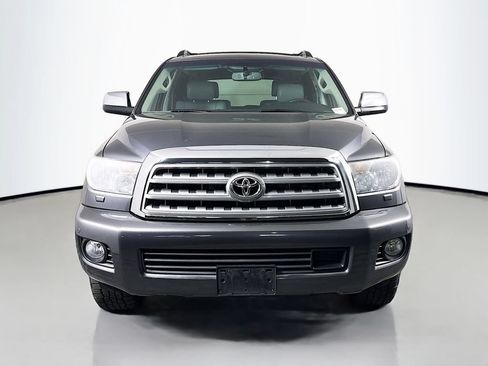 Used 2013 Toyota Sequoia Platinum AWD/4WD image 2