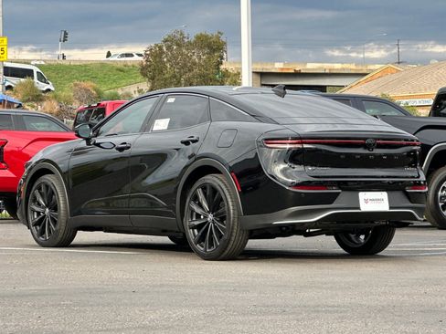 New 2026 Toyota Crown Nightshade image 3