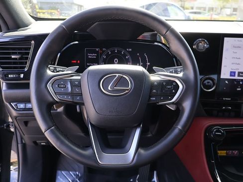 Used 2022 Lexus NX 250 FWD image 41