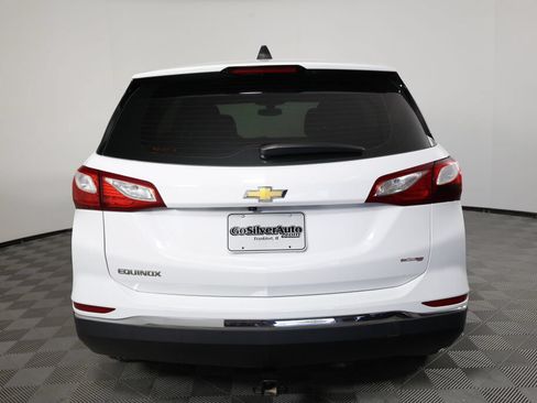 Used 2018 Chevrolet Equinox LS FWD image 3