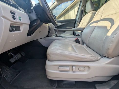 Used 2017 Honda Ridgeline RTL-T image 16