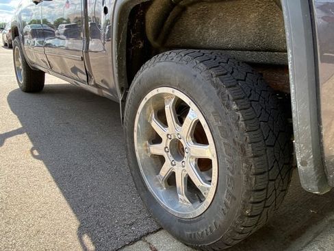 Used 2014 GMC Sierra 1500 SLE w/ SLE Value Package RWD image 11