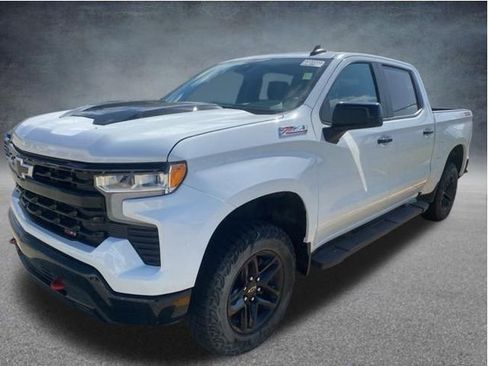 Used 2024 Chevrolet Silverado 1500 LT Trail Boss w/ Protection Package AWD/4WD image 36