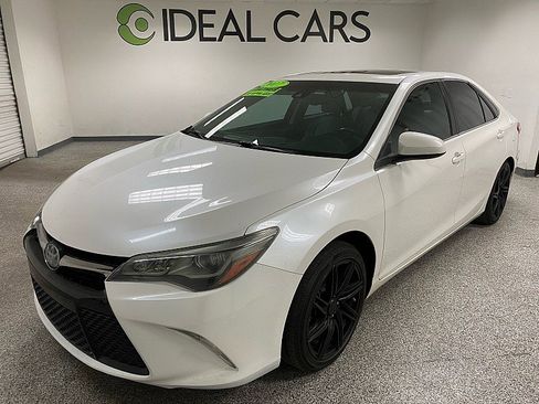 Used 2017 Toyota Camry XSE w/ Advanced Technology Package image 1