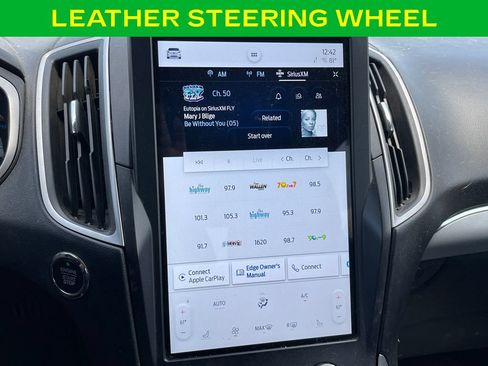Used 2021 Ford Edge SEL AWD/4WD image 16