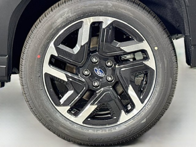 New 2026 Subaru Forester Touring AWD/4WD image 31