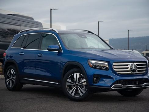 New 2026 Mercedes-Benz GLB 250 GLB 250 image 3