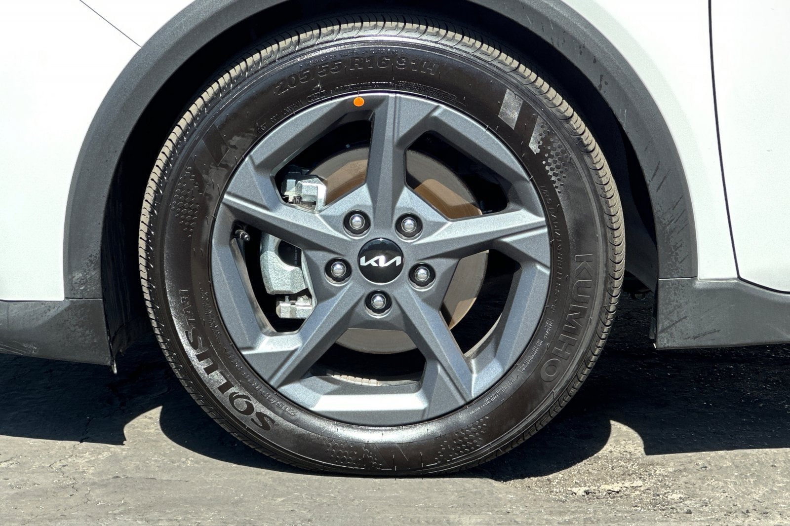 Used 2025 Kia K4 FWD image 25