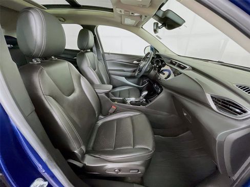 Used 2023 Buick Encore GX Essence w/ Experience Buick Package FWD image 31