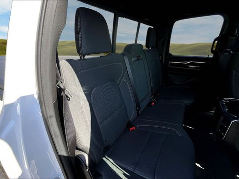 Used 2019 RAM 1500 Big Horn image 17