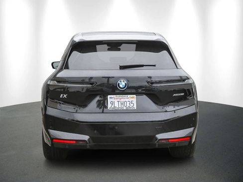 Used 2025 BMW iX xDrive50 w/ Premium Package image 5