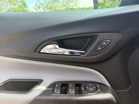 Used 2024 Chevrolet Equinox LS w/ LS Convenience Package FWD image 26