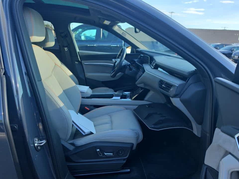 Used 2024 Audi Q8 e-tron Prestige w/ Prestige Package AWD/4WD image 9